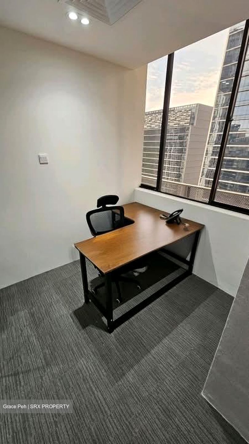 International Plaza (D2), Office #544186281